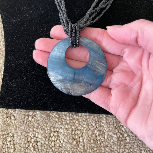 NECKLACE with multi-strand beads - Picture 2 of 4